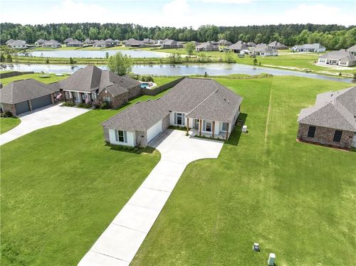 31861 Redrick Dr, Walker, LA, 70785-5242 | Card Image