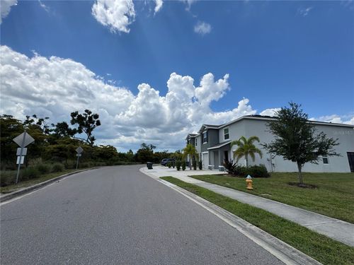 8809 Milestone Dr, SARASOTA, FL, 34238-3906 | Card Image