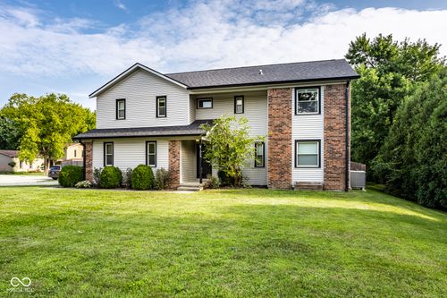 7504 Kilmer Ln, Indianapolis, IN, 46256-1632 | Card Image