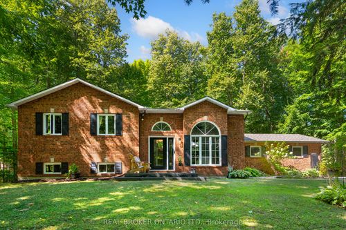 152 Mockingbird Lane, Ashton, ON, K0A1B0 | Card Image