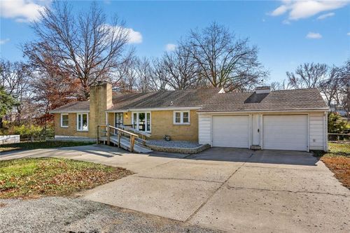 6501 Oak Dr, Kansas City, KS, 66104-1342 | Card Image