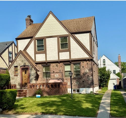 11747 222nd St, Cambria Heights, NY, 11411-1616 | Card Image