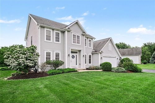 1032 Castle Bridge Xing, Webster, NY, 14580 | Card Image