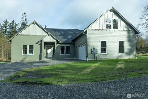8300 Semiahmoo Dr, Blaine, WA, 98230-9519 | Card Image