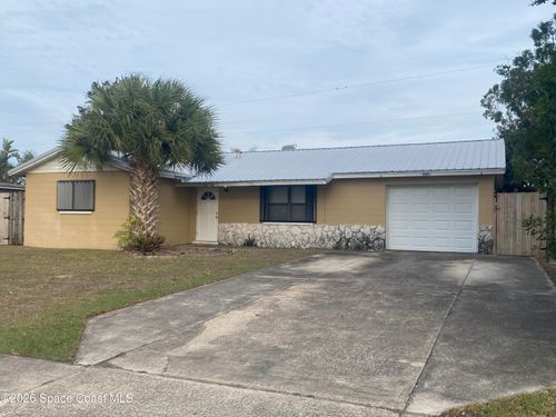 599 Chantilly Dr, Melbourne, FL, 32935-8767 | Card Image