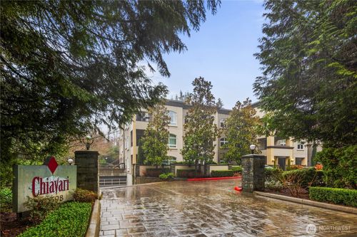 305-10398 Ne 17th St, Bellevue, WA, 98004-2877 | Card Image
