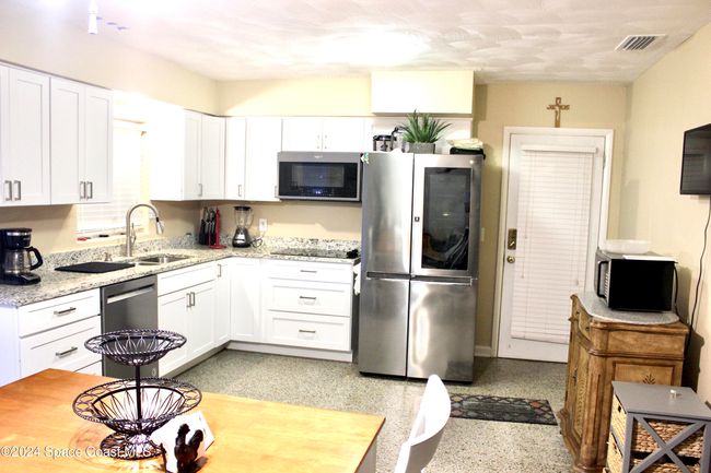 139 W Laila Dr, House other with 3 bedrooms, 2 bathrooms and null parking in W Melbourne FL | Image 8