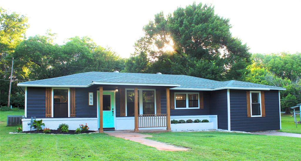 Carr Ave, Wynnewood, OK 73098
