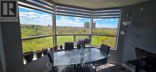 621-6 Humberline Drive, Toronto (West Humber-Clairville), ON, M9W6X8 | Card Image