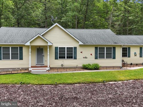 125 Hidden Springs Ct, Slanesville, WV, 25444-3247 | Card Image