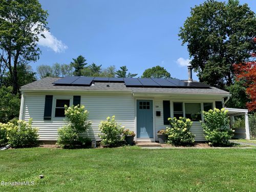 119 Hollenbeck Ave, Great Barrington, MA, 01230-1012 | Card Image