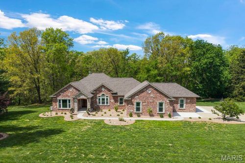 31 Brinnington Dr, Saint Peters, MO, 63376-3822 | Card Image