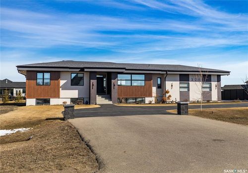 225 Edgemont Cres, Corman Park, SK, S7T0Z8 | Card Image
