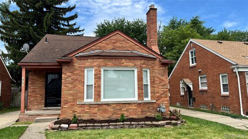 19751 Ardmore St, Detroit, MI, 48235-1504 | Card Image
