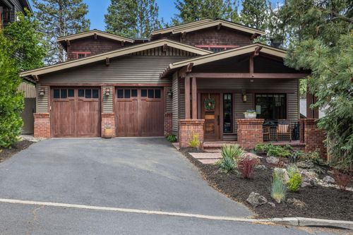 2216 Nw 6th St, Bend, OR, 97703-1108 | Card Image