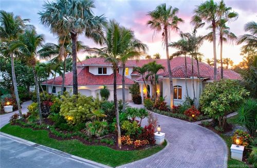 2995 Dune Dr, Stuart, FL, 34996-4943 | Card Image