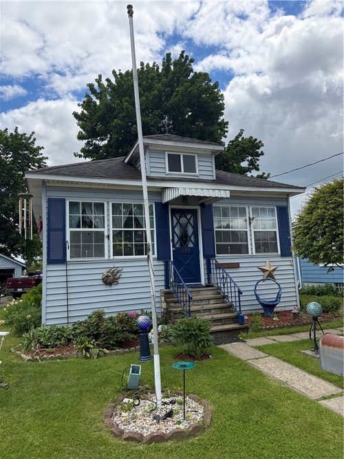 135 Owens Street, Horseheads, NY, 14845 | Card Image