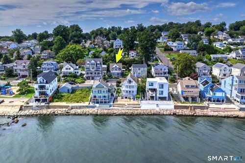 68 Hillside Ave, Milford, CT, 06460-7807 | Card Image
