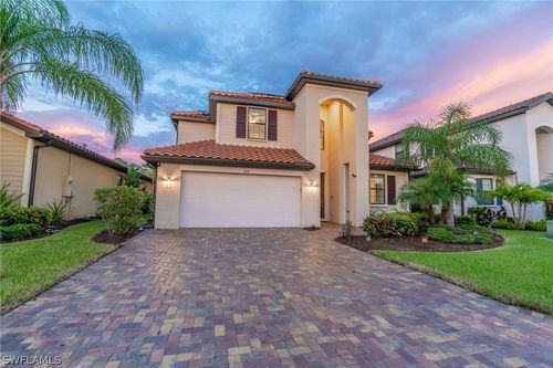1588 Vizcaya Ln, NAPLES, FL, 34113-8638 | Card Image