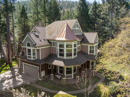 9530 S F Little Butte Road, Eagle Point, OR, 97524 | Card Image