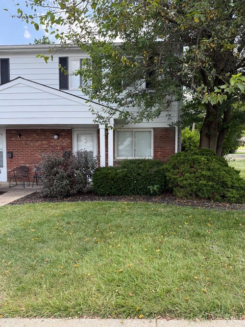 1556 Meredith Dr, Cincinnati, OH, 45231-3247 | Card Image