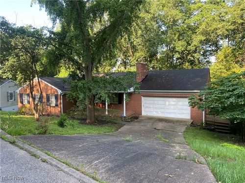 14 Woodland Park Drive, Parkersburg, WV, 26104 | Card Image