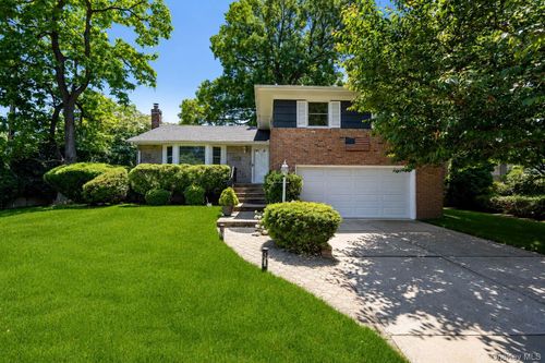 128 Atkinson Road, Hempstead, NY, 11570 | Card Image