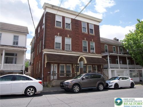 266 E Walnut St, Allentown, PA, 18109-2554 | Card Image