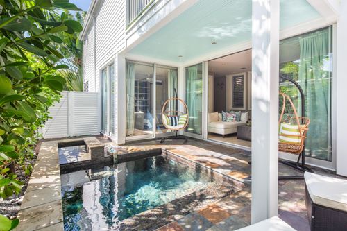 400 Aronovitz Ln, Key West, FL, 33040-6525 | Card Image