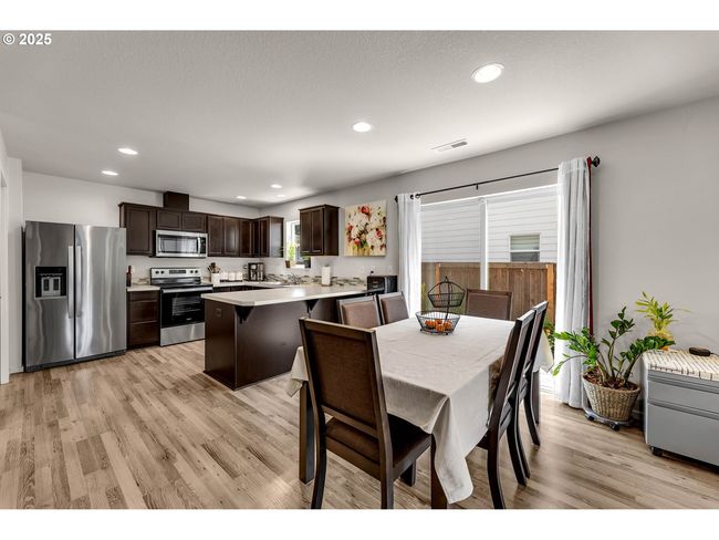 Dining Area | Image 17
