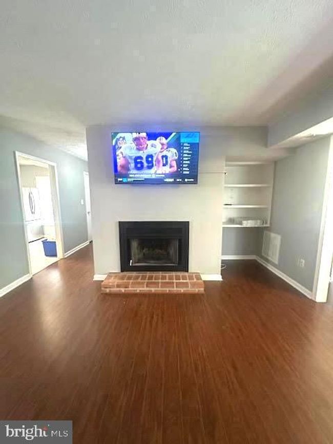 2267 - 2267 Hunters Run Dr, Condo with 1 bedrooms, 1 bathrooms and null parking in RESTON VA | Image 5