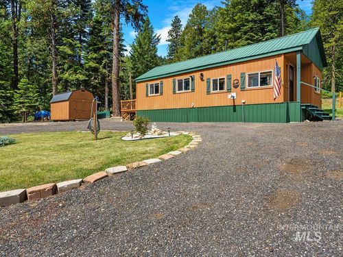 497 Micki Ln, Cascade, ID, 83611-4704 | Card Image