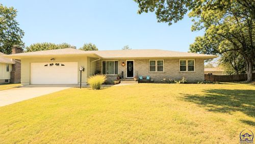 1717 Belmont Ct, Emporia, KS, 66801 | Card Image
