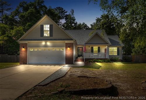 549 Woodberry Circle, Raeford, NC, 28376 | Card Image