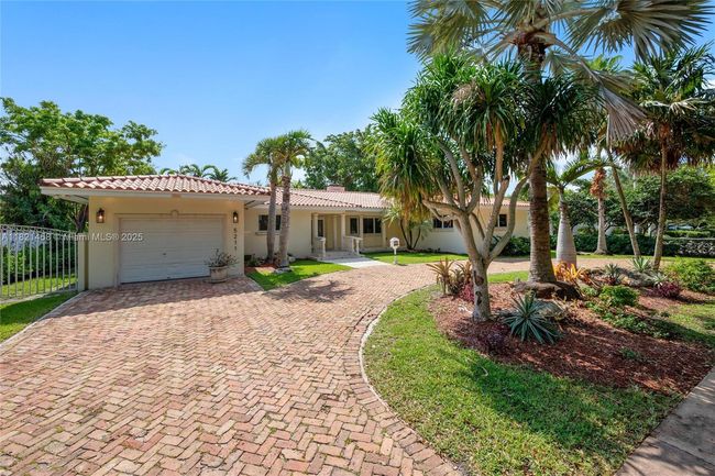 5211 Granada Blvd, House other with 4 bedrooms, 3 bathrooms and null parking in Coral Gables FL | Image 24