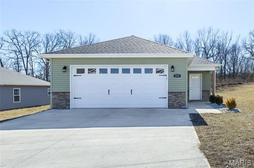 105 Daniels Ct, Saint Robert, MO, 65584-5200 | Card Image