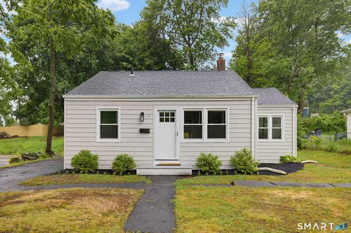 11 Elmhurst Cir, West Hartford, CT, 06110-1412 | Card Image