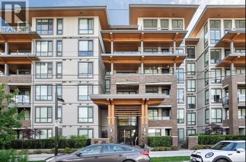 319-7599 15th St, Burnaby, BC, V3N0H9 | Card Image