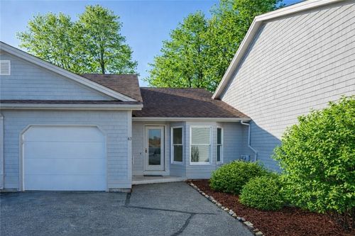 83 Valley Ln, Portsmouth, RI, 02871-2733 | Card Image