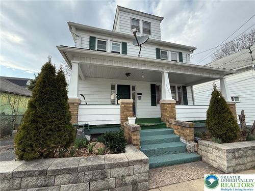 1046 Charles St, Wilkes Barre, PA, 18702-6038 | Card Image