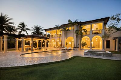 8860 Sw 112th St, House other with 7 bedrooms, 6 bathrooms and null parking in Miami FL | Image 3