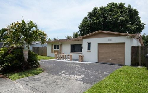7304 Mckinley St, Hollywood, FL, 33024-5428 | Card Image