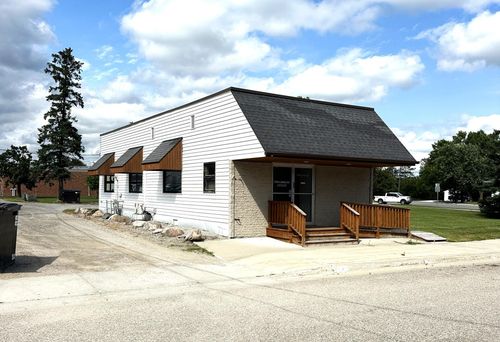 108 1st St Ne, Baudette, MN, 56623-2903 | Card Image