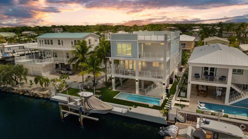 705 Garden State Ln, Key Largo, FL, 33037-2729 | Card Image