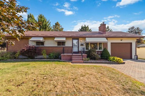 upper-61 Delaware St S, Komoka, ON, N0L1R0 | Card Image