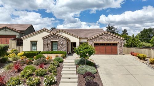 3545 Serramont Ct, Carmichael, CA, 95608-2876 | Card Image