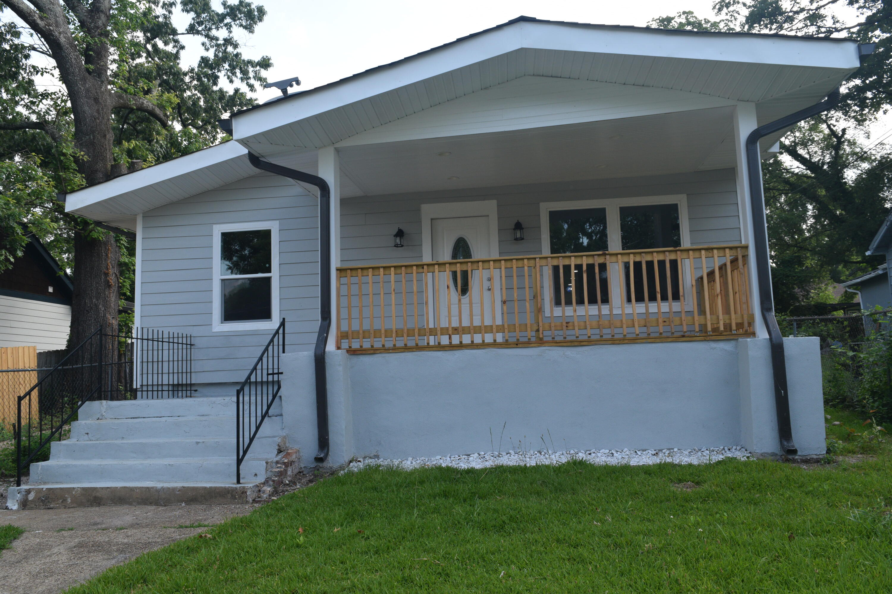 Vine St, Chattanooga, TN 37404