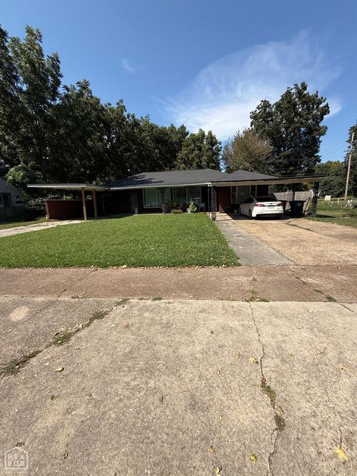1604 Chickasawba St, Blytheville, AR, 72315-3108 | Card Image