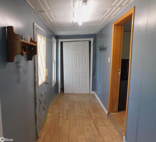 363 6th Avenue, Manilla, IA, 51454 | Card Image