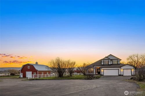 361 Cascadia Ln, Ellensburg, WA, 98926-8155 | Card Image